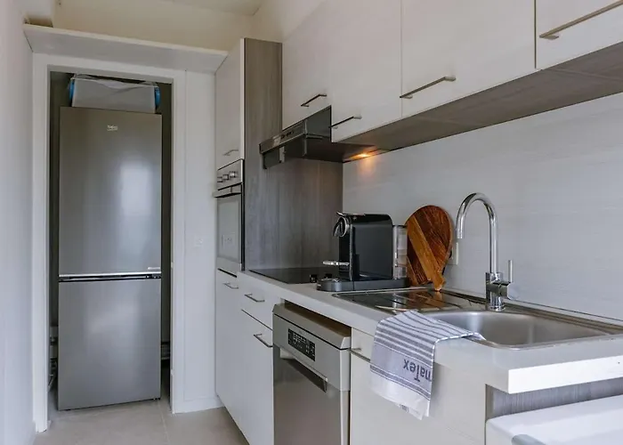 Casiola - Charming Art Deco In *